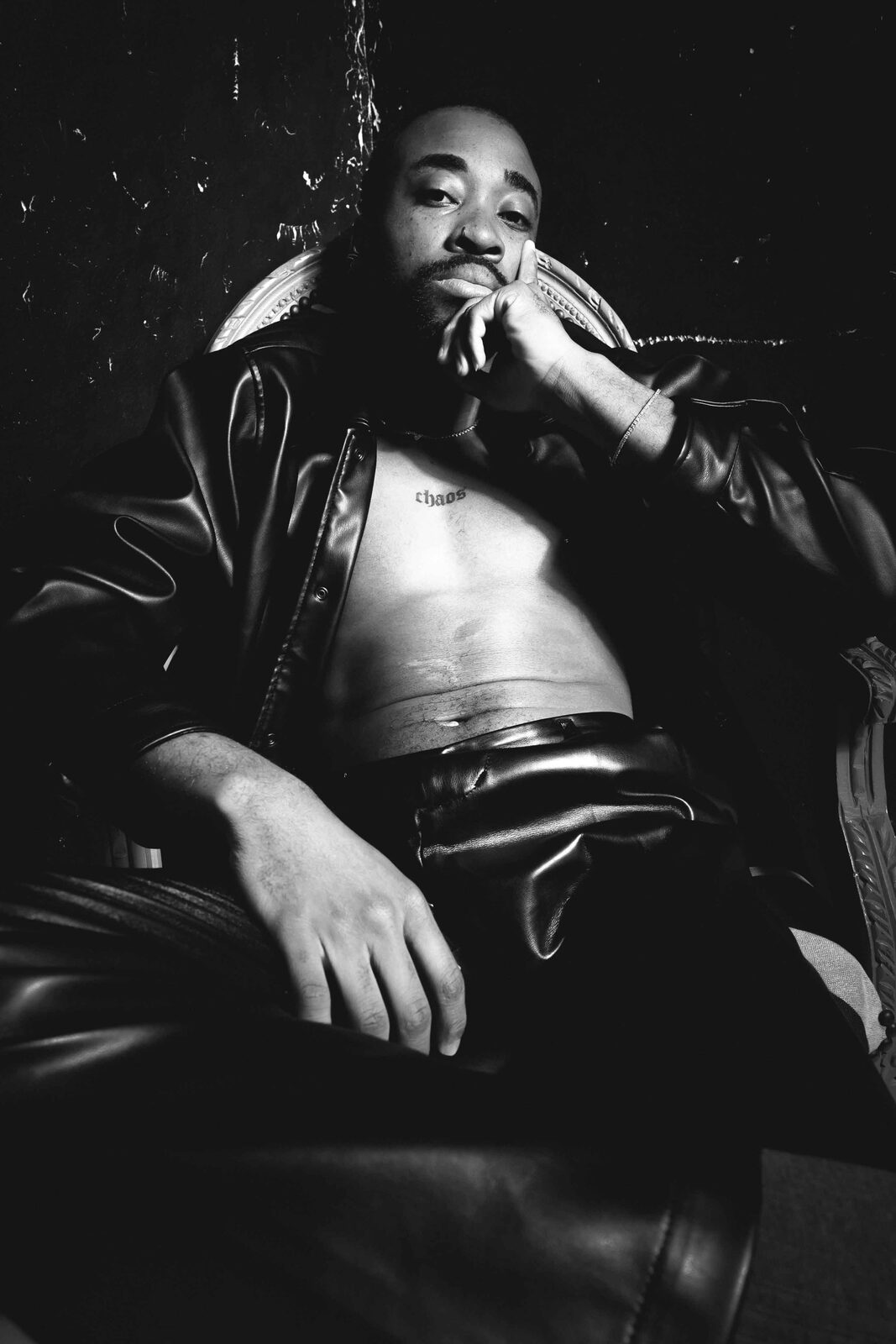 Giovanni — book fotografico in studio