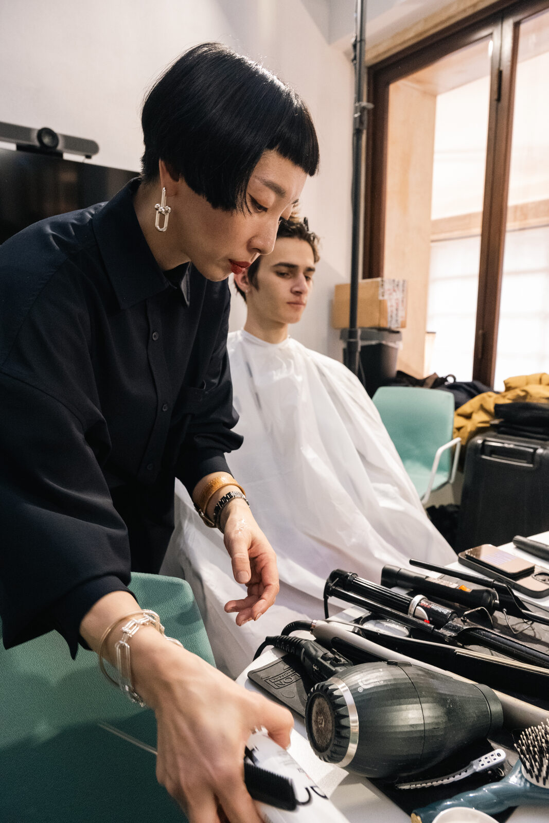 Hed Mayner — Pitti Uomo 109, backstage TONI&GUY